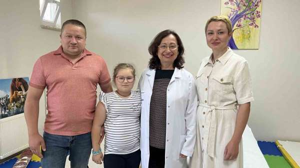 Ukrayna'daki bombalı saldırıda yaralanan 8 yaşındaki Arina Eskişehir'de sağlığına kavuştu