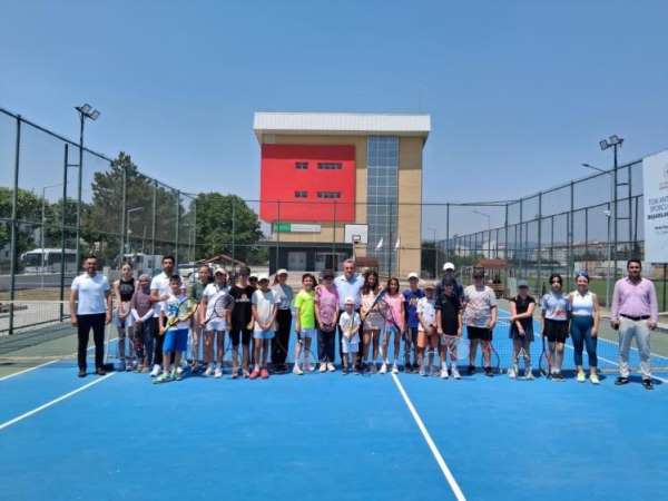 Geleceğin sporcularına kaymakam desteği