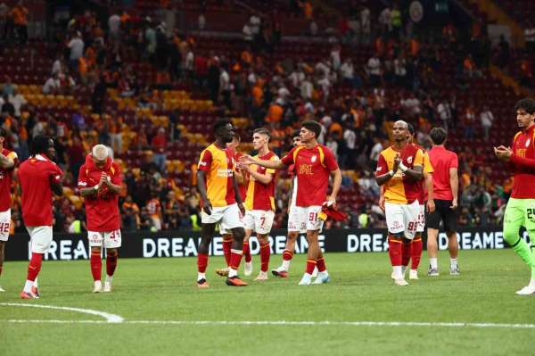 Galatasaray sezona beraberlikle başladı