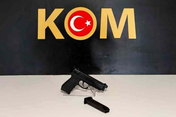 Sosyal medya üzerinden organize suç örgütünü öven şahıs gözaltına alındı