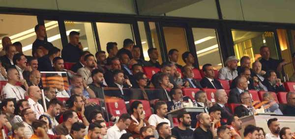 Vincenzo Montella, Galatasaray - Çorum FK maçını statta takip etti