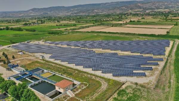 Büyükşehir güneş tarlaları ile 4,1 milyon KWh'lik elektrik enerjisi üretti 