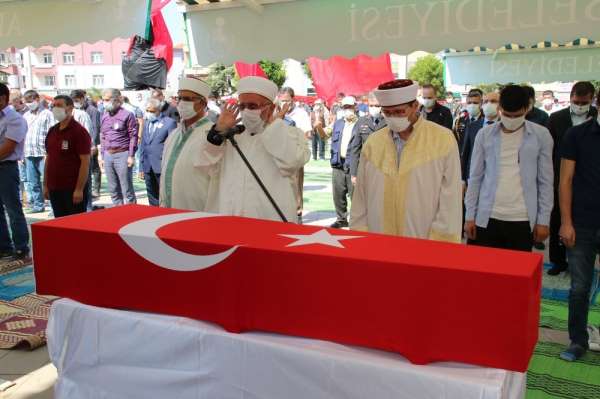 Şehit Astsubay Sinan Aktay düğün yıl dönümünde son yolculuğuna uğurlandı 