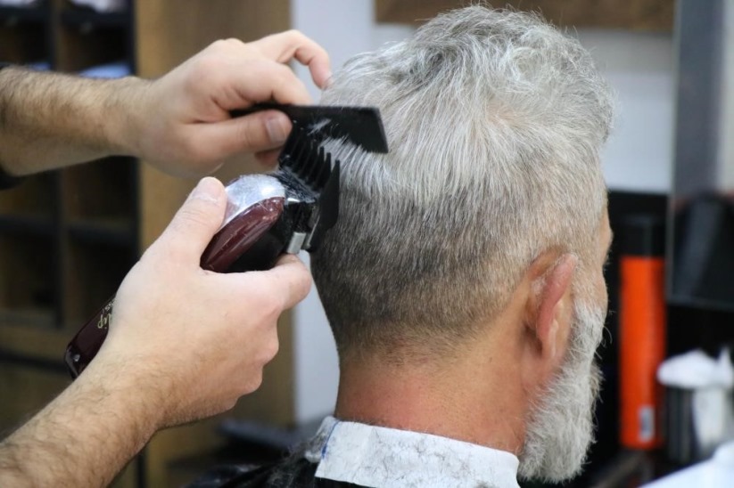 Samsun'da saç-sakal kesim ücretlerine yüzde 83 zam yapıldı
