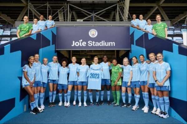 Manchester City kadın futbol takımına yeni sponsor