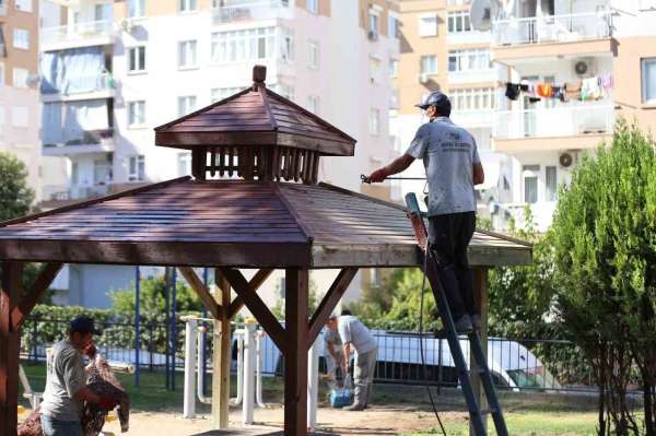 Kepez Belediyesi Esentepe'de yaptığı yenileme çalışmalarıyla bölgeye modern bir çehre kazandırdı