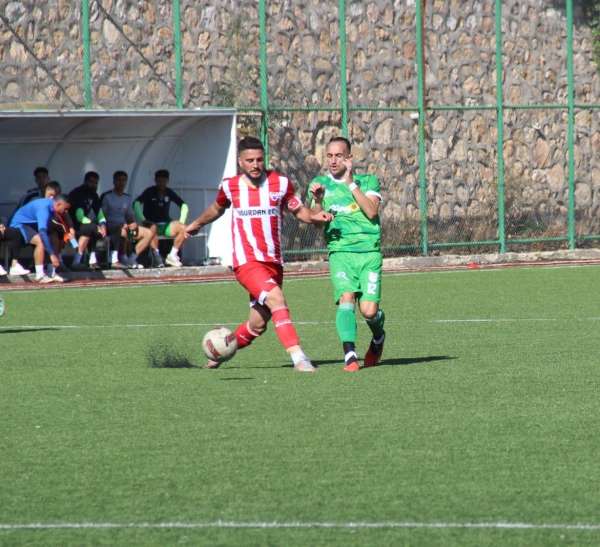 Bölgesel Amatör Lig: Rüstempaşaspor: 0 - 12 Bingölspor: 3