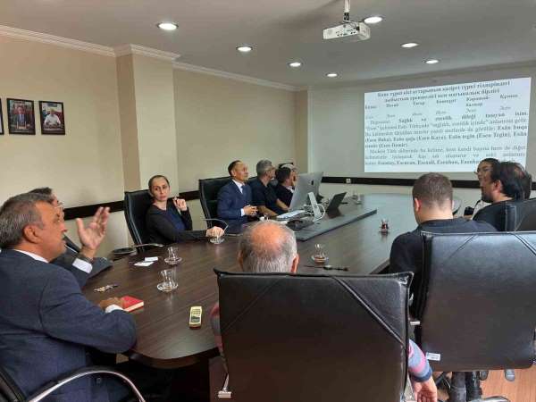 Ege Üniversitesinde Türk dünyasının dil birliği konuşuldu