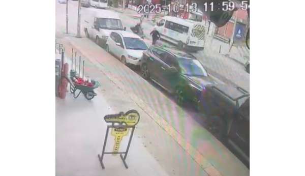 Ümraniye'de feci kaza: Motosiklet yayaya çarptı