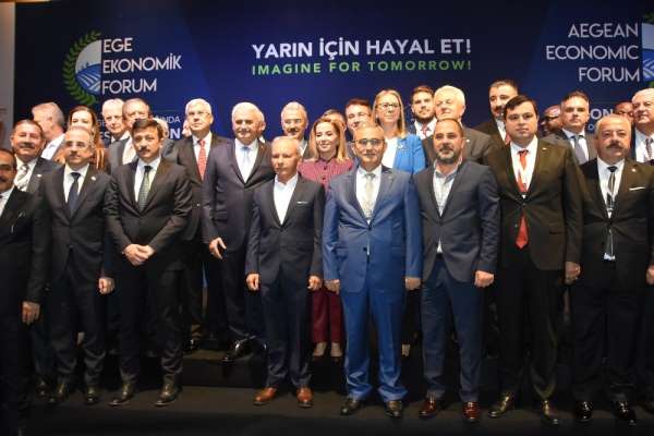 AK Parti İzmir Milletvekili Binali Yıldırım: 'Değişimin karşısında durursak yok 
