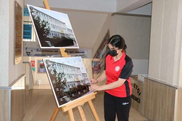 Erzincan Spor Lisesi öğrencileri yap-boz ile okulun fotoğrafını oluşturdular 