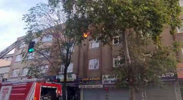 Bağcılar'da bir apartman dairesinde patlama