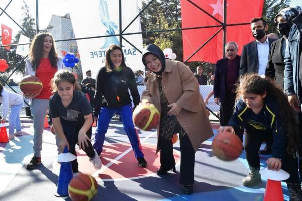 Sancaktepe'de 'Şehit Onbaşı Emre Baysal Spor Parkı hizmete açıldı