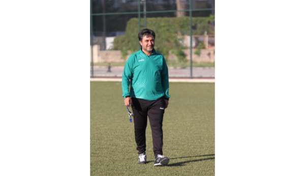 Develigücü Antrenörü Sebahattin Tekin istifa etti