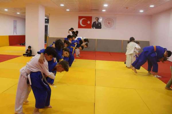 Yeni Ordu Stadyumu Ordu'nun yaşam merkezi oldu
