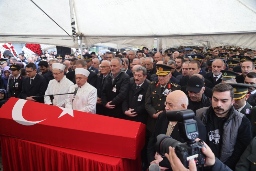 Samsun, Şehidini Gözyaşlarıyla Uğurladı Emre Altıok Son Yolculuğuna Uğurlandı