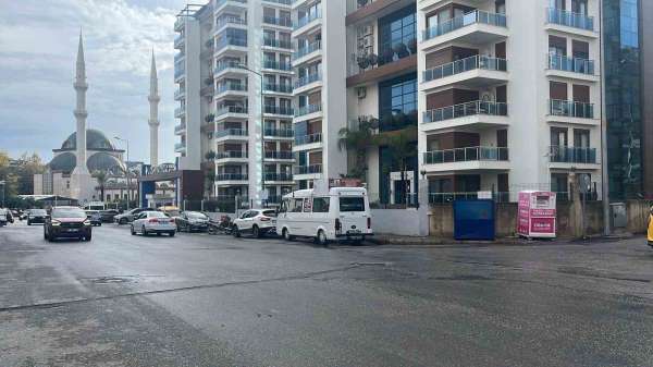 Alanya'da sokakta kadına saldırıda bulunan şahıs yakalandı