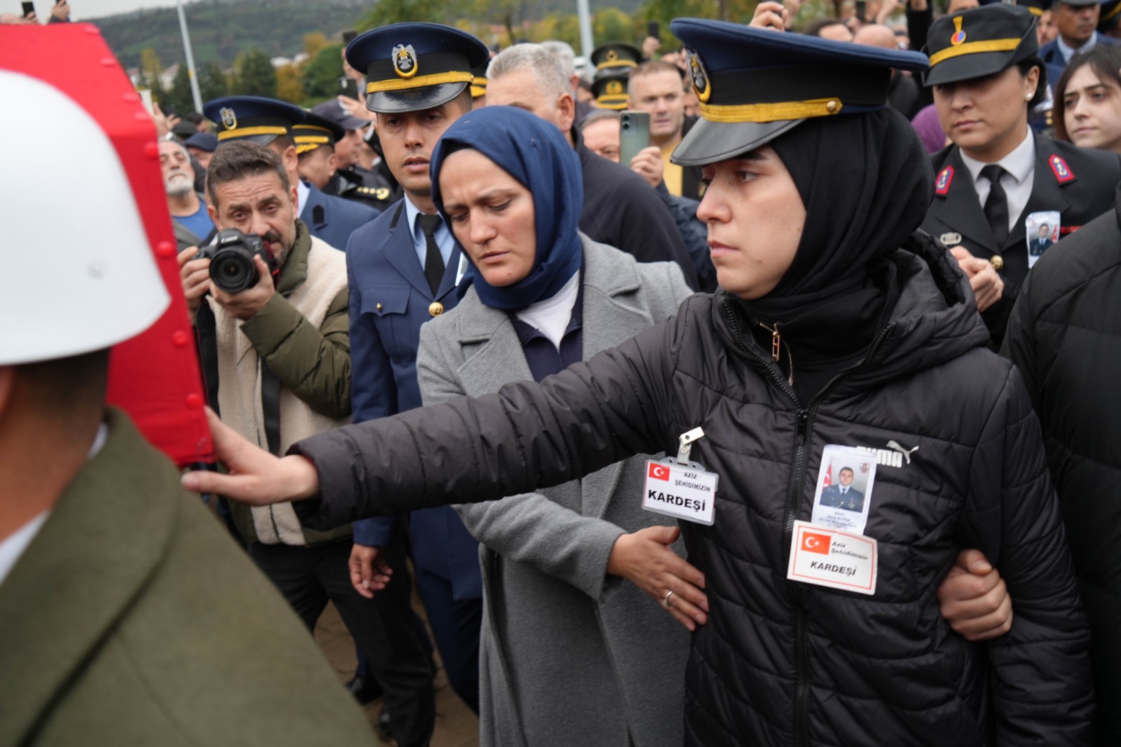 Samsun, Şehidini Gözyaşlarıyla Uğurladı Emre Altıok Son Yolculuğuna Uğurlandı