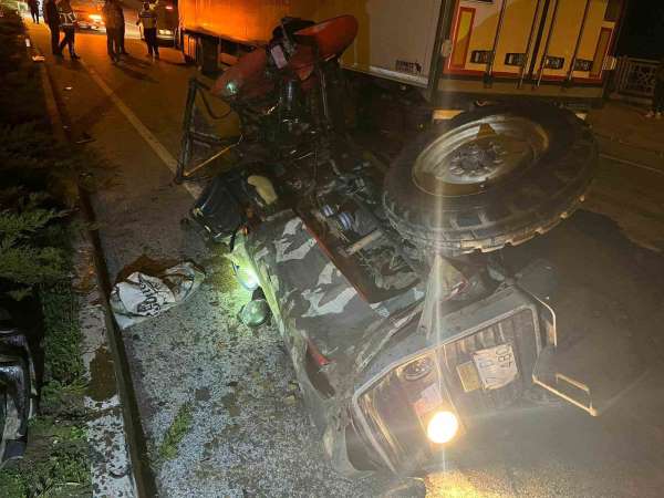 Tır ile traktörün çarpıştığı kazada karı koca hayatını kaybetti