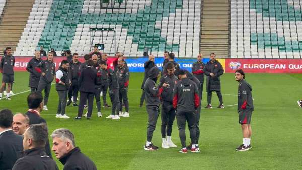 Vincenzo Montella: 'Birinci torbadan katılmayı garantilememiz için yarınki maç önemli'