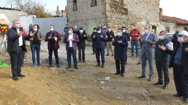 Burhaniye'de meyve kurutma tesisinin temeli atıldı