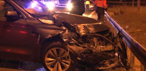 Ankara Çevre Yolun'da trafik kazası: 1'i ağır 2 yaralı