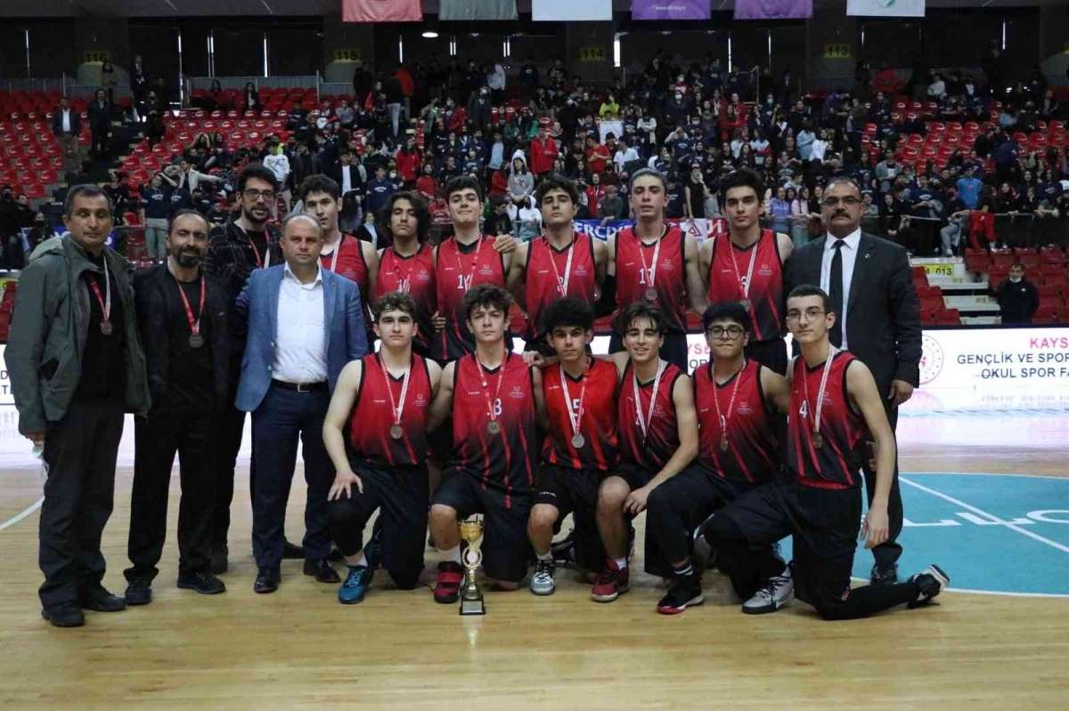 basketbolda sampiyon erciyes koleji oldu kayseri haber