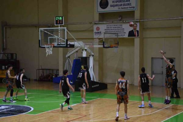 Basketbol 'de İnebey Anadolu Lisesi Balıkesir 2. oldu