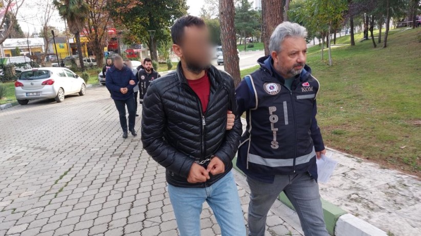 'Kafes' operasyonunda yakalanan 3 kişi adliyeye sevk edildi