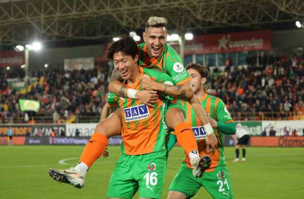 Trendyol Süper Lig: Alanyaspor: 3 - Gaziantep FK: 0