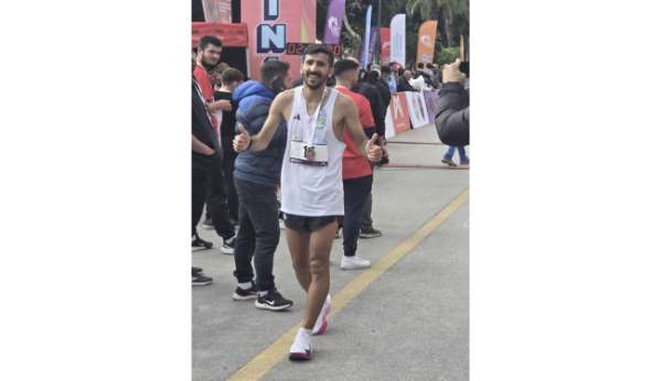 Bingöllü milli atlet maratonda birinci oldu