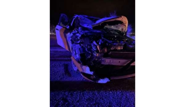 Tokat'ta otomobil traktörle çarpıştı: 4 yaralı