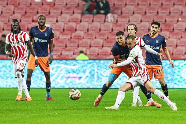 Trendyol Süper Lig: Samsunspor: 0 - RAMS Başakşehir: 2