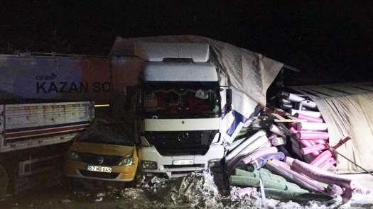 Bolu-Ankara yolunda zincirleme kaza 