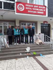 Denetimli Serbestlik şartları hükümlüleri Şehit Aileleri Derneğinde çevre düzenl