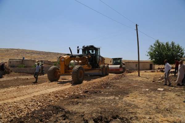 Eyyübiye Belediyesi yol yapım çalışmalarına ara vermeden devam ediyor 