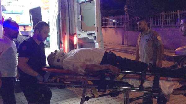 Konya'da 3 aracın karıştığı kazada 2 kişi yaralandı 
