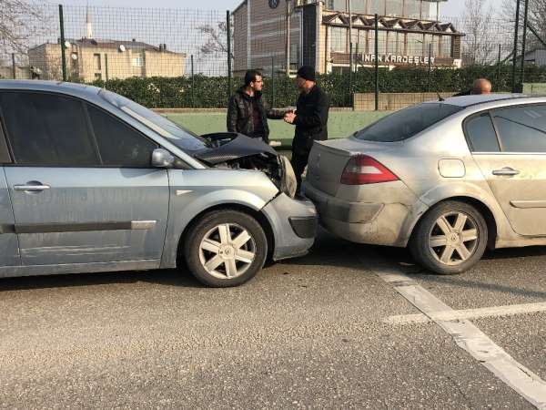 Bursa’da trafiği kilitleyen kaza 