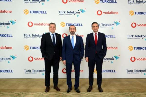 Türk Telekom, Turkcell ve Vodafone yerli uygulamalar için güçlerini birleştirdi 