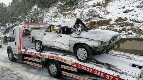 TEM'de 12 otomobilin karıştığı zincirleme kazada 2 kişi yaralandı - Bolu haber