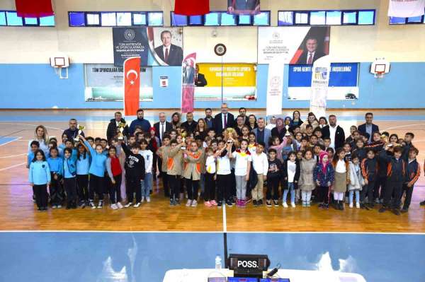 Spor kenti Karacabey'de 'Geleneksel Çocuk Oyunları' gerçekleşti