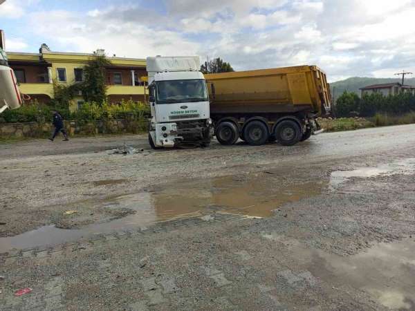 Bodrum'da trafik kazası: 1 ölü, 3 yaralı