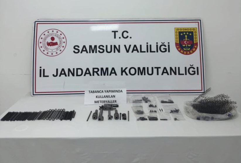 Samsun'da Jandarmadan kaçak silah imalathanesine baskın