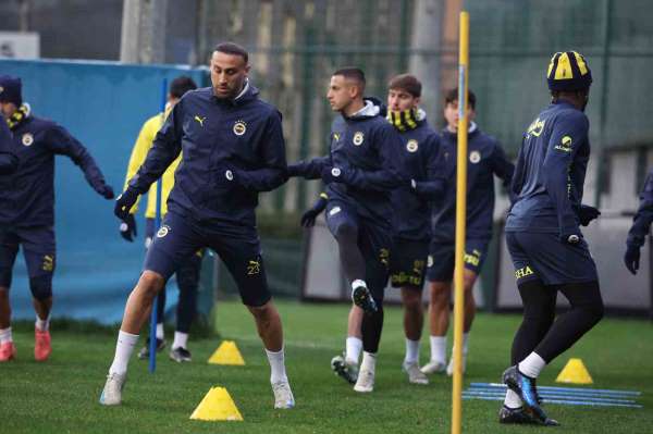 Fenerbahçe'de Adana Demirspor maçının hazırlıkları başladı