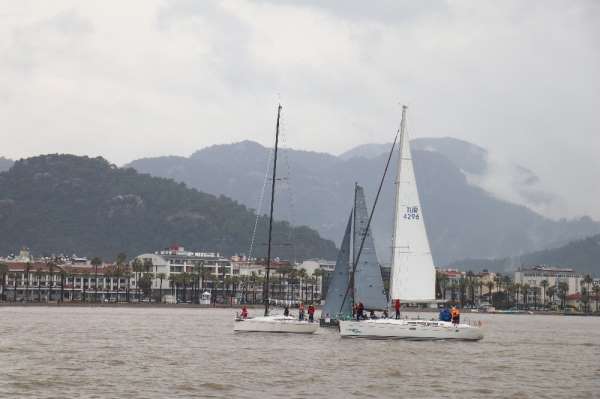 Marmaris Uluslararası Kış Trofesinin 3.ayağı şiddetli yağmura rağmen başladı 