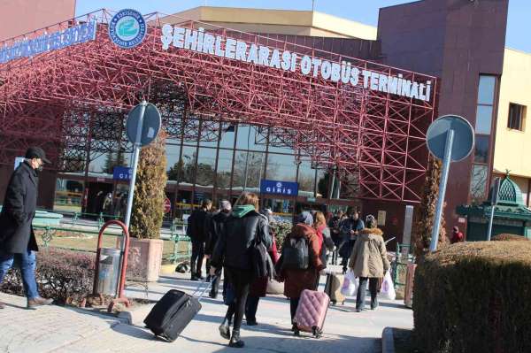 Otogar esnafının gözü kulağı üniversitelerin açılacağı tarihte