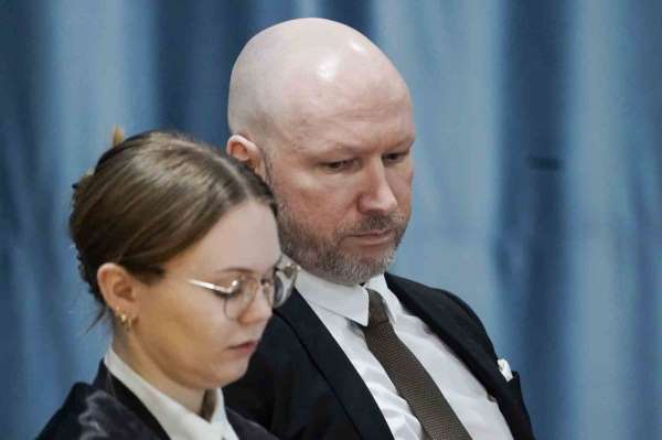 Norveçli terörist Breivik, tecridine son verilmesi için açtığı davayı kaybetti