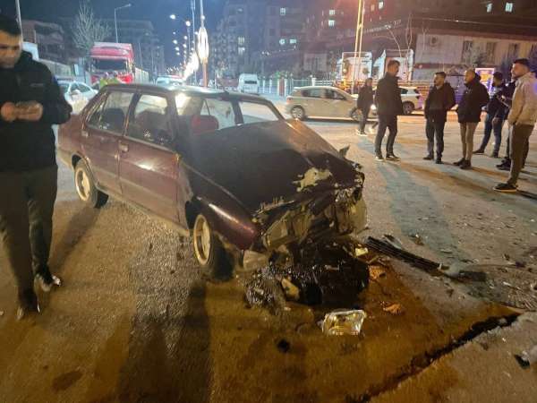 Siirt'te trafik kazası: 1 yaralı