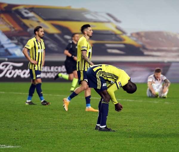 Fenerbahçe'de kötü performans serileri bitirdi 