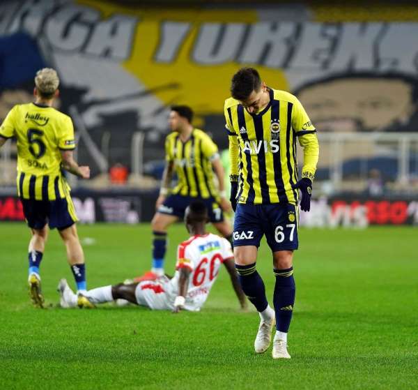 Şubat ayına derbi ve Mesut Özil'in Milli Marş'ı damga vurdu 